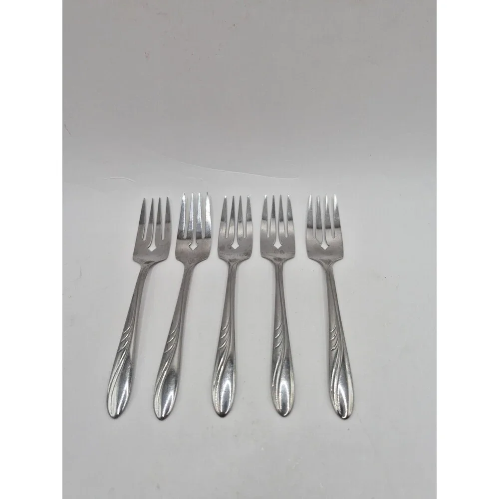 Oneida Stainless Steel Swirl Swish Goddess Salad Fork, 6 1/4